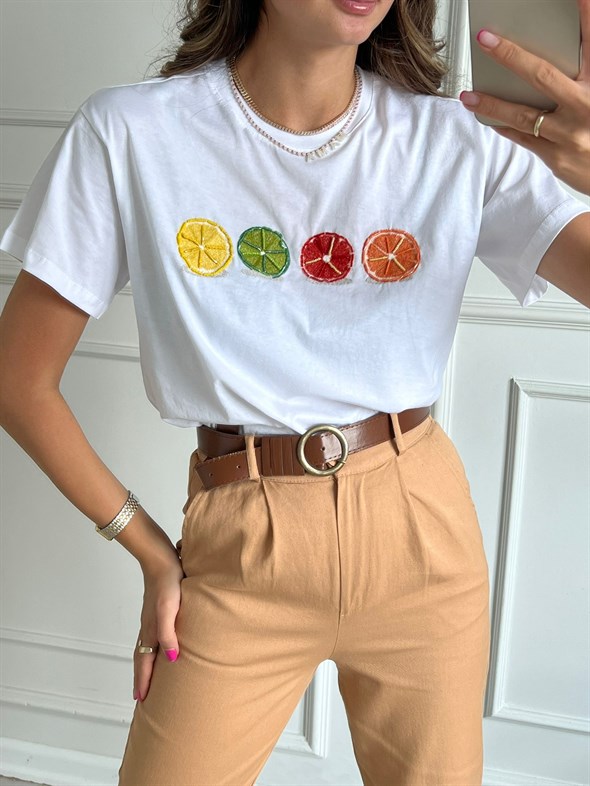 Beyaz Fruit İşlemeli Tişört